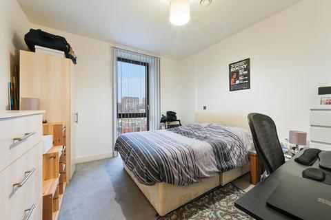 2 bedroom apartment for sale, Lighterman Point, London, E14