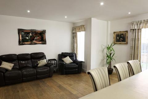 3 bedroom apartment for sale, The Corner, Salford, M7
