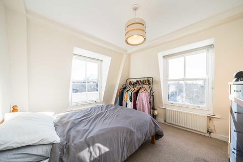 2 bedroom flat to rent, Wandsworth Road, London SW8