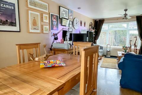 undefined, Brendon Gardens, Nailsea, North Somerset, BS48