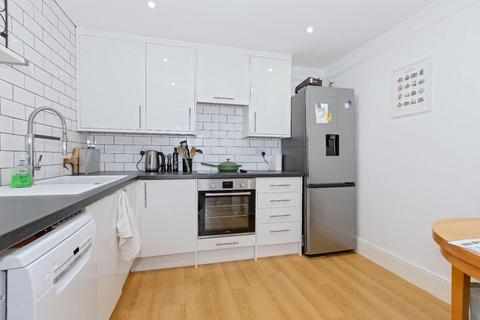 1 bedroom apartment for sale, Adelaide Crescent, Hove