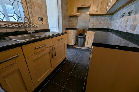 3 bedroom terraced house to rent, Feenan Highway, Tilbury