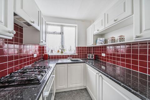 3 bedroom terraced house for sale, Abbots Way, Beckenham