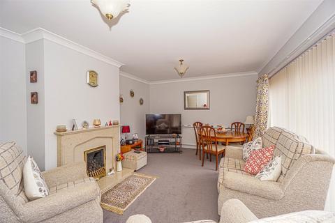 2 bedroom detached bungalow for sale, Newlands Close, Hastings