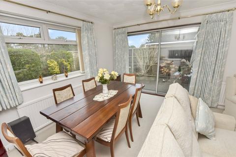 81 Arnold Road, West Moors, Ferndown, BH22 0JX