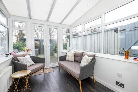 93 Crest Way, Portslade, Brighton, BN41 2EY