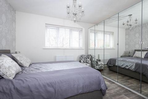 93 Crest Way, Portslade, Brighton, BN41 2EY