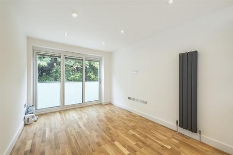 1 bedroom duplex for sale, Priory Court Old London Road St Albans Hertfordshire