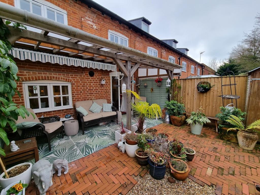 Patio 3