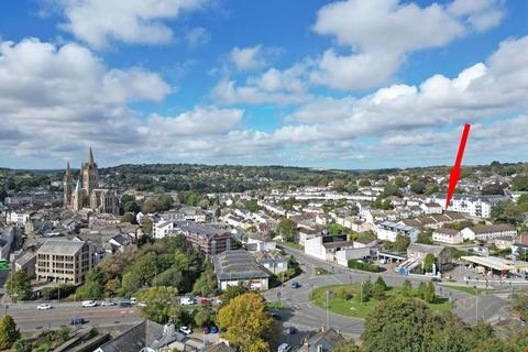 2 bedroom ground floor flat for sale, Central Truro, Cornwall