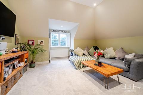 1 bedroom apartment for sale, Hare Lodge, Upper Brentwood Road