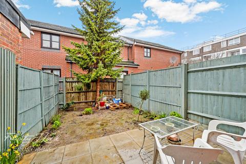 2 bedroom terraced house for sale, Dingle Gardens, London, E14