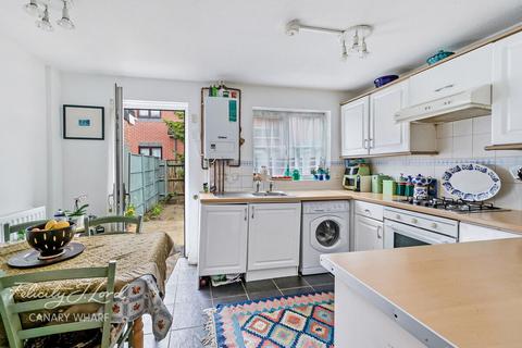 2 bedroom terraced house for sale, Dingle Gardens, London, E14