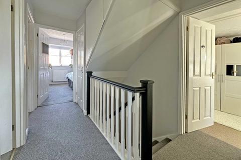24 Jupes Close, Exminster, Exeter, EX6 8BN