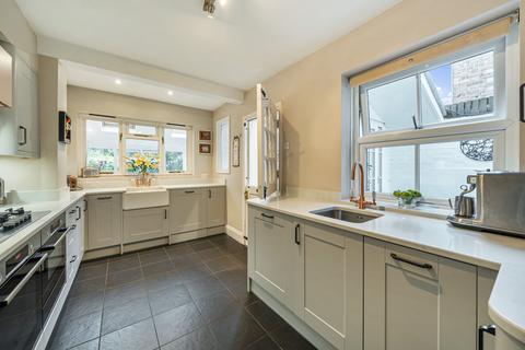 28 Alma Road, Carshalton, SM5 2PF