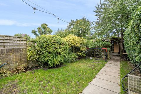 28 Alma Road, Carshalton, SM5 2PF