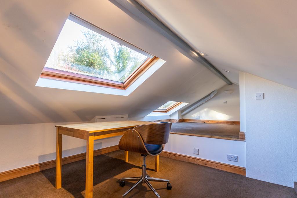 Office/ Occasional Bedroom