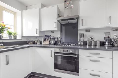 8 Buttercup Close, Moreton-in-marsh, GL56 9PZ