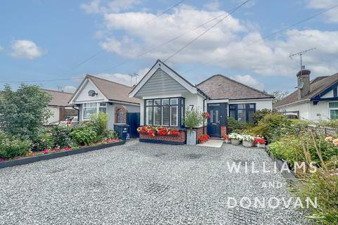7 Barbara Close, Rochford, SS4 1NQ