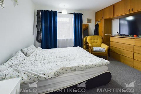 110 Thorne Road, Doncaster, DN2 5AD