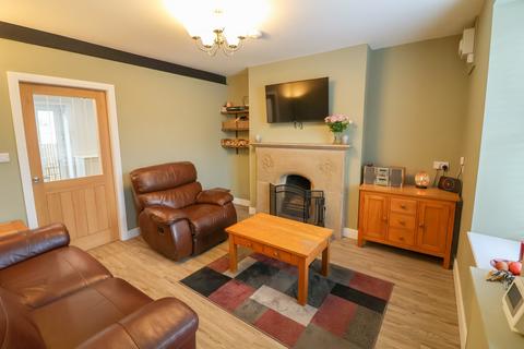 5 bedroom terraced house for sale, St Marys Road, Glossop SK13