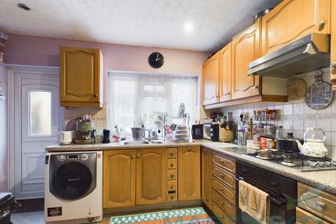 3 bedroom terraced house for sale, Whitehawk Road, Brighton