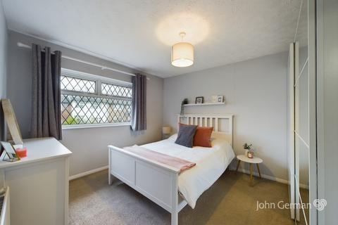 141 Vicarage Road, Mickleover, Derby, DE3 0EE