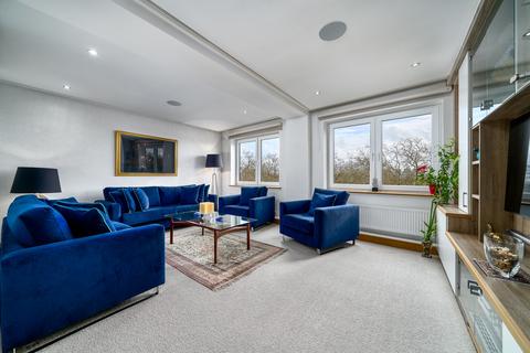 3 bedroom apartment for sale, Piccadilly, Mayfair W1J