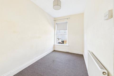 15 Cambridge Grove, Ilfracombe, EX34 9JZ
