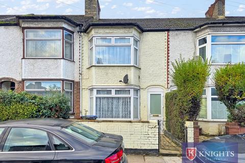 3 bedroom house for sale, Gloucester Road, London, N18