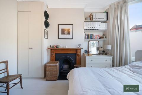 11a Bathurst Gardens, London, NW10 5JH