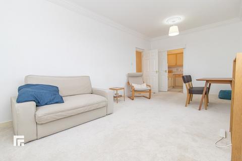 1 bedroom apartment to rent, John Batchelor Way, Penarth CF64