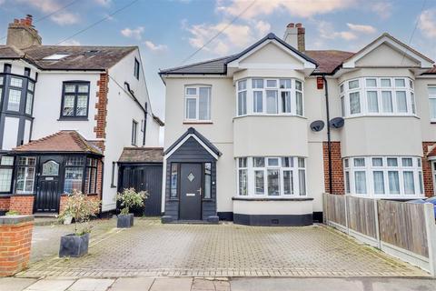 3 bedroom semi-detached house for sale, Flemming Crescent, Leigh-on-Sea SS9