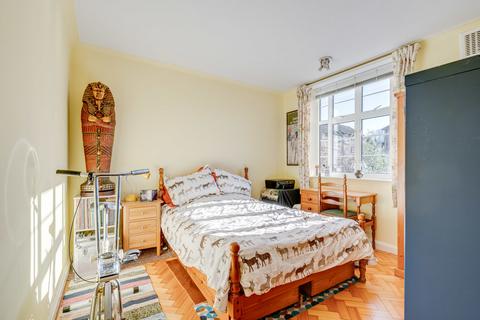 2 bedroom apartment for sale, Colney Hatch Lane, Muswell Hill N10