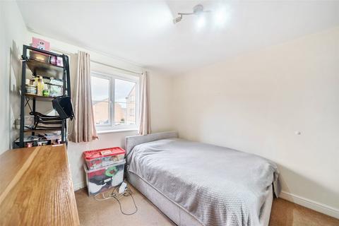 141 Mullards Close, Hackbridge, Mitcham, CR4 4FD