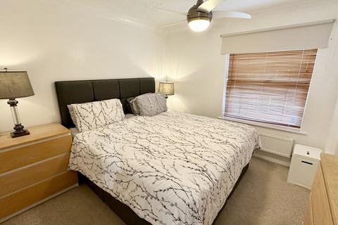 9 Chaffinch Way, Brackley, NN13 6PS