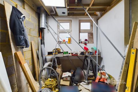 3 bedroom semi-detached house for sale, Sutton SM3
