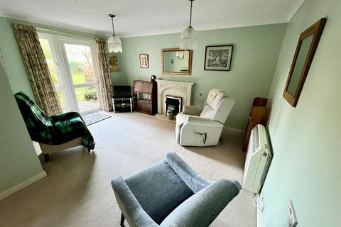 1 bedroom retirement property for sale, Haslucks Green Road, Shirley, Solihull