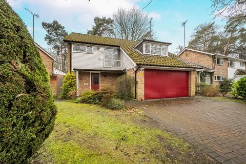 4 bedroom detached house for sale, Onslow Crescent, Woking GU22