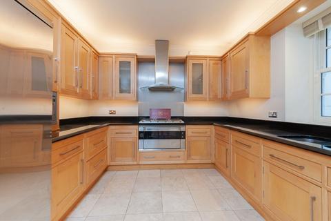 5 bedroom house to rent, Hertford Street, London W1J