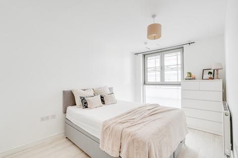 2 bedroom apartment for sale, Buckler Court, Eden Grove, Islington, London, N7