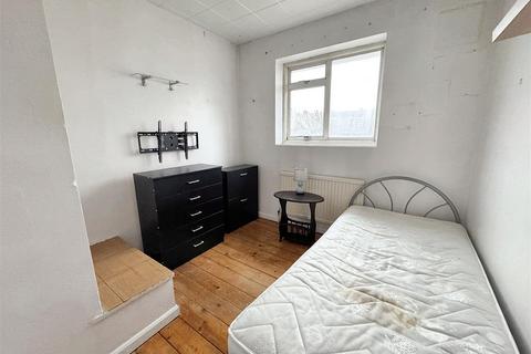 19 Janson Road, London, E15 1TG