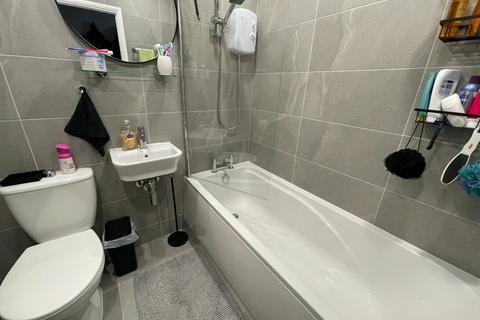 33, Garfield Court Handcross Road, Luton, LU2 8JZ
