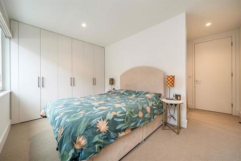 1 bedroom flat for sale, Moulding Lane, London SE14