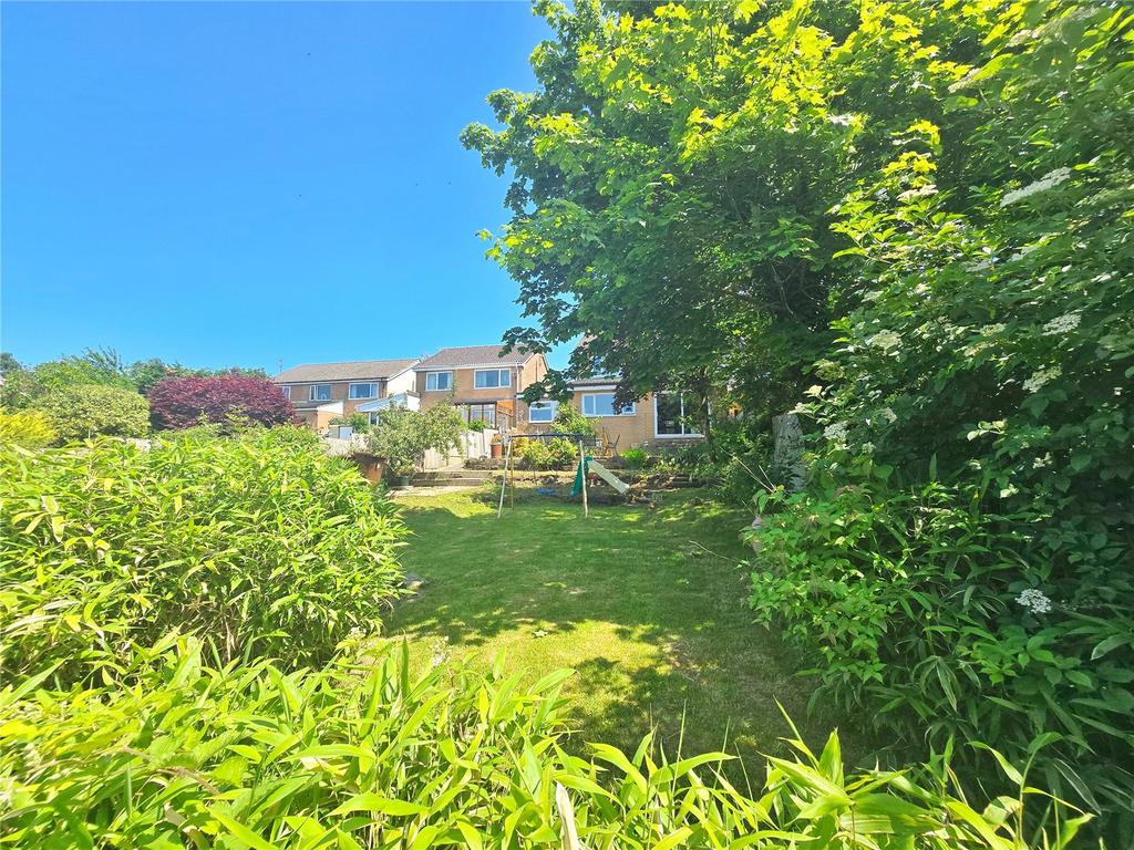 Large Rear Gardens