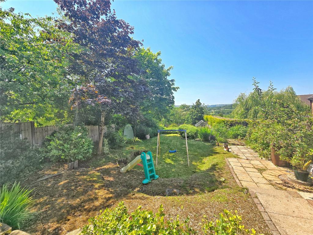 Large Rear Lawn