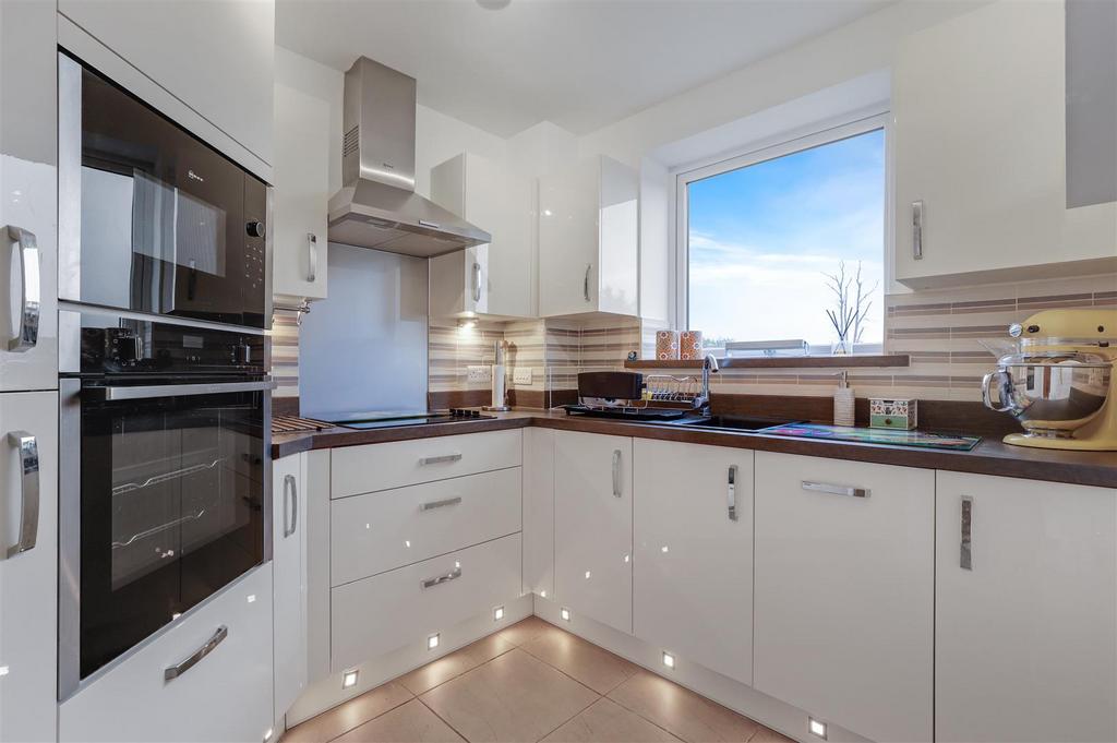 05-0239 JHMCS - 22 Lewis House - 13.jpg