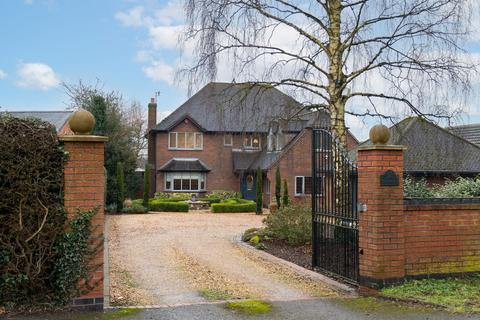 5 bedroom detached house for sale, Heanor Road, Ilkeston, DE7