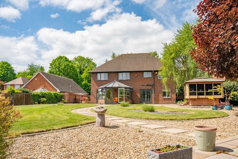5 bedroom detached house for sale, Heanor Road, Ilkeston, DE7