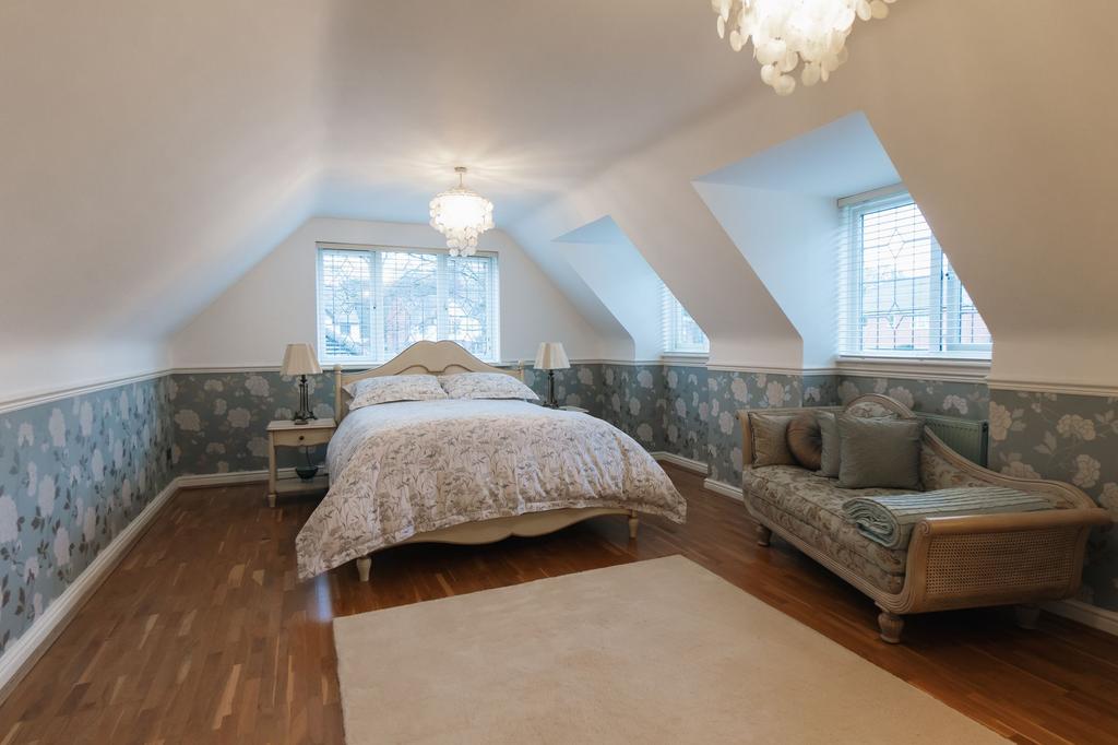 Principal Bedroom